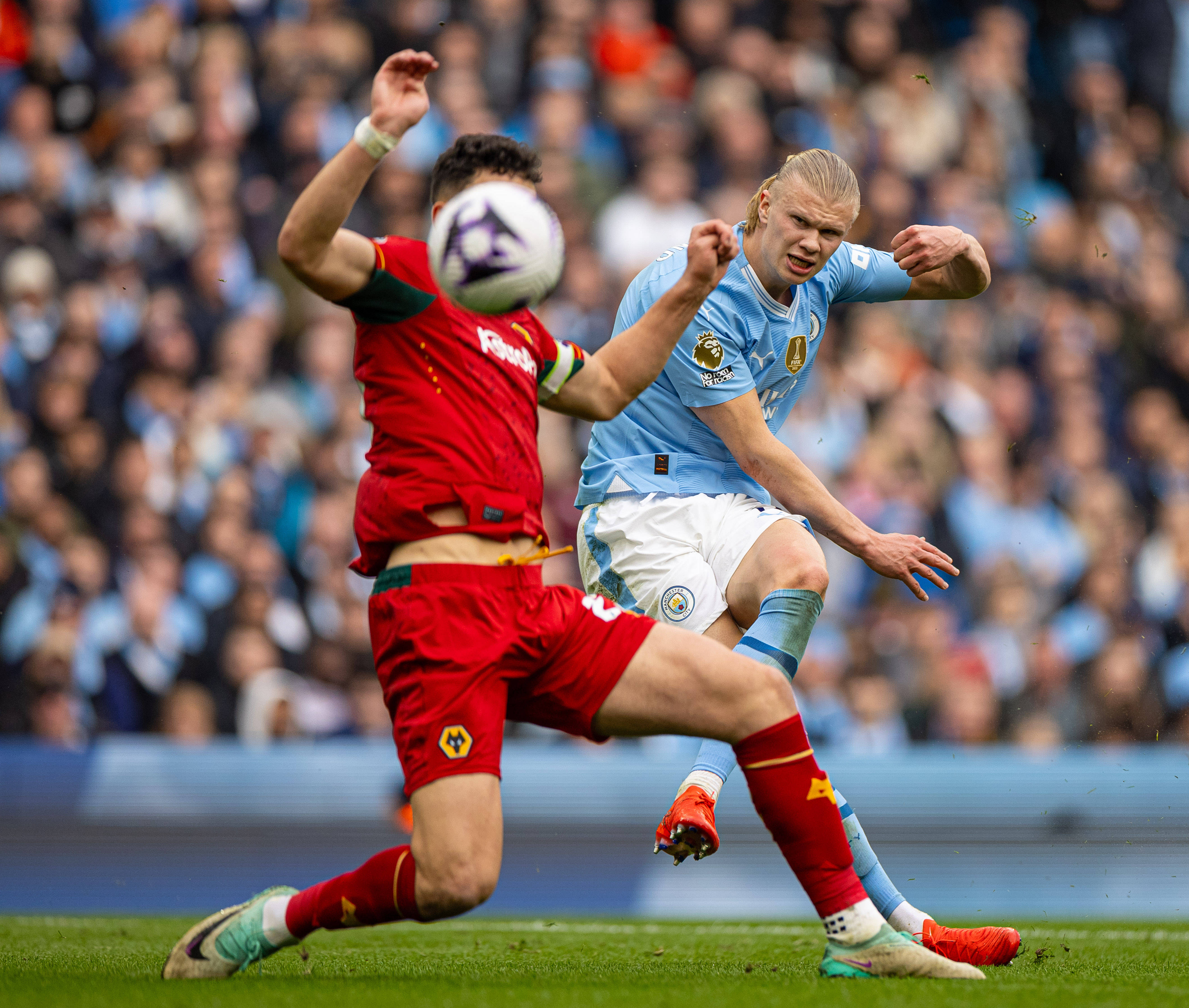 NG体育官网赛地聚焦——英超国际比赛日热度飙升，曼城单刀错失，信心回归，细节决定成败的简单介绍